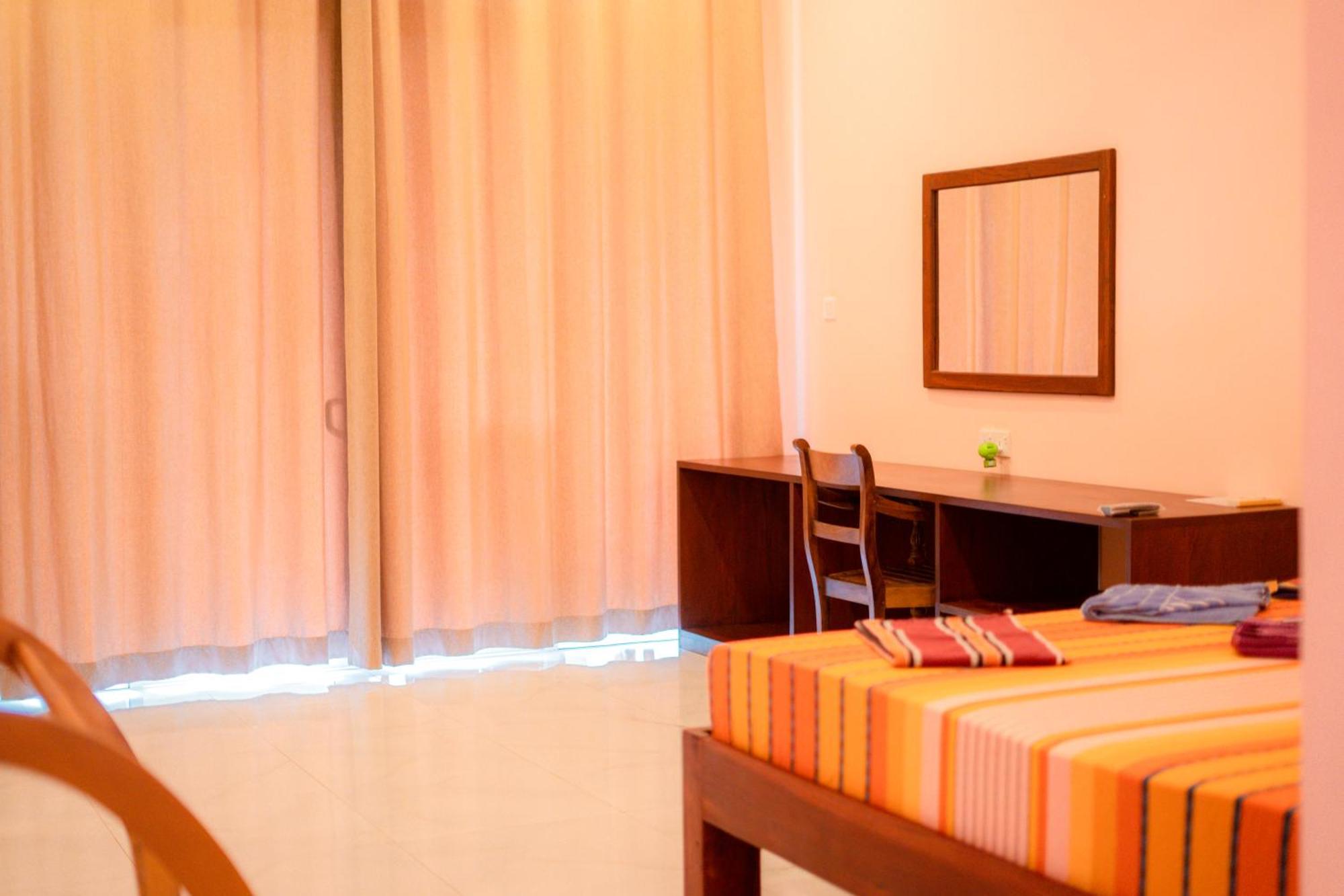 Monkey Villa Hikkaduwa Extérieur photo
